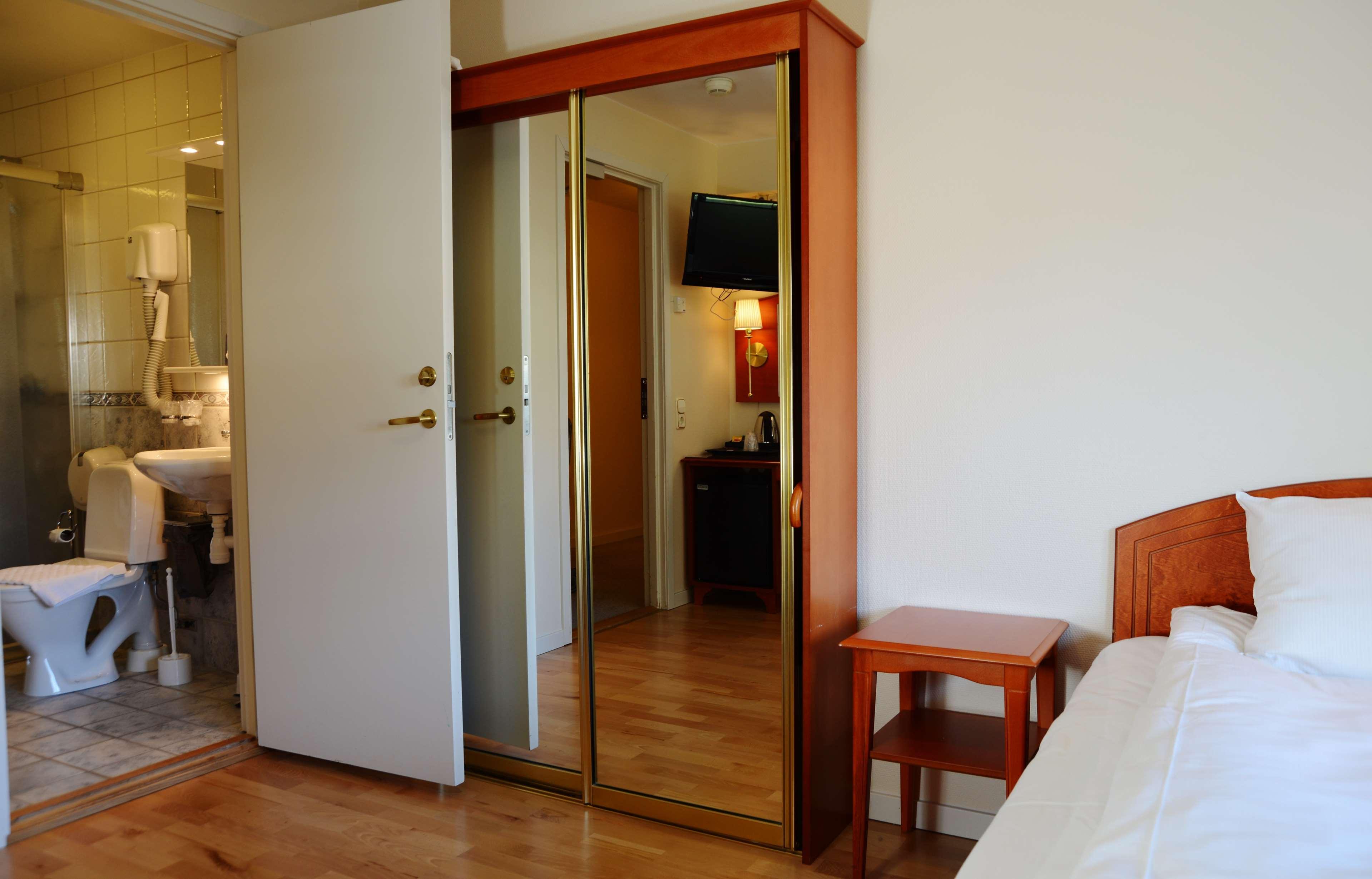 Best Western Arlanda Hotellby מראה חיצוני תמונה